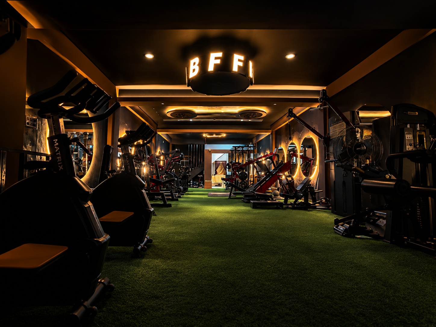 2ND FLOOR ILLUMINATED BFF HALL & TURF
